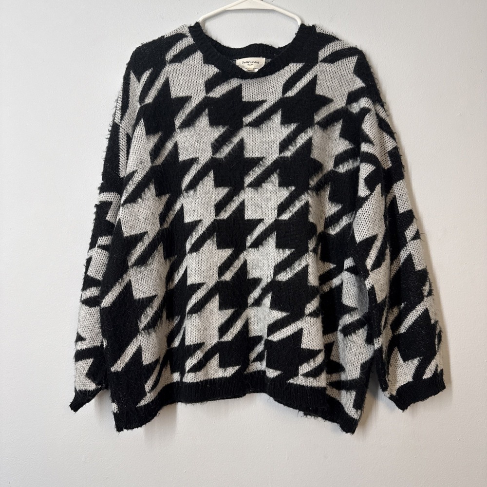 Black White Houndstooth Sweater Oversized Womens S/M Cozy Chic Classic Core